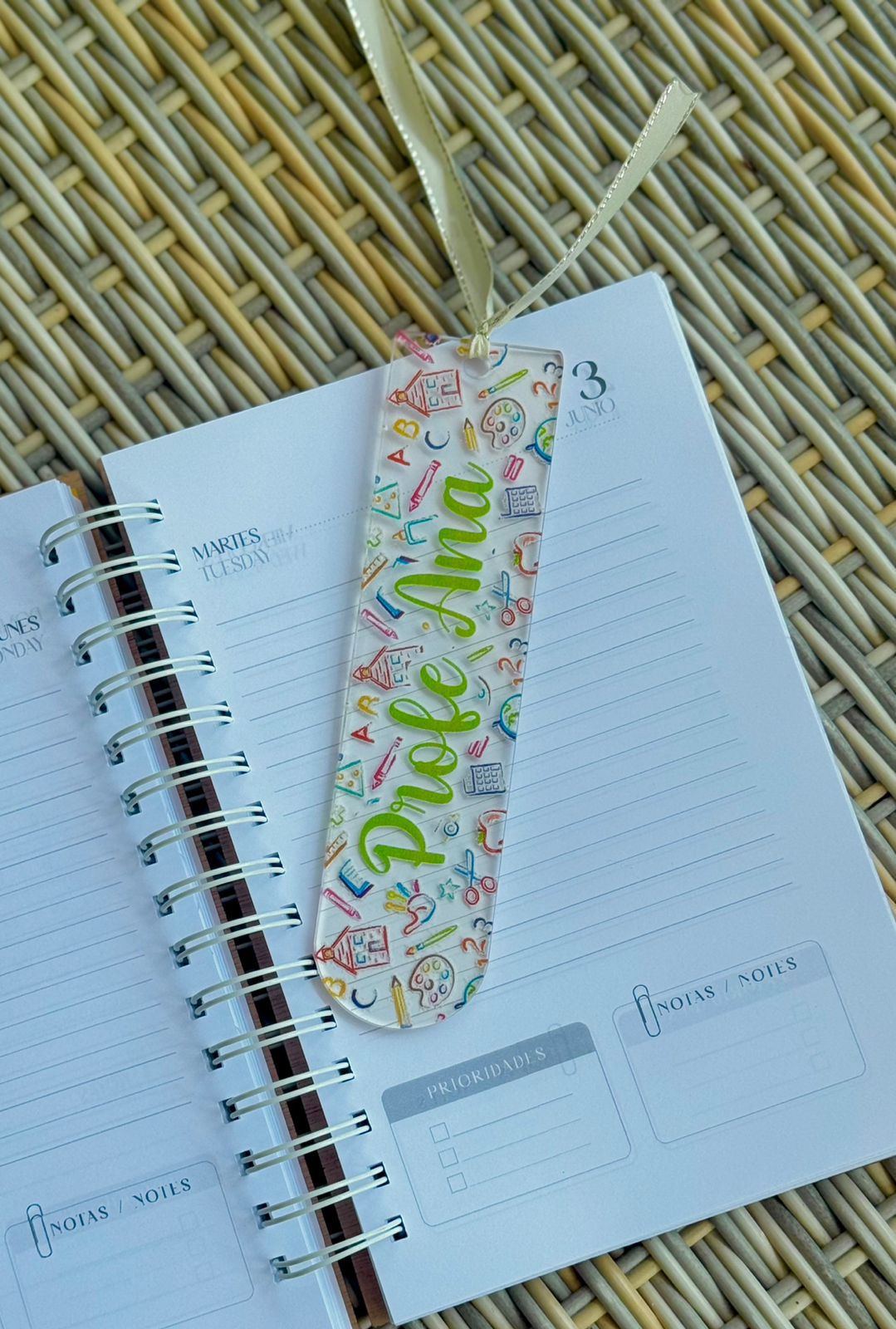 Separador de libro en acrílico personalizado