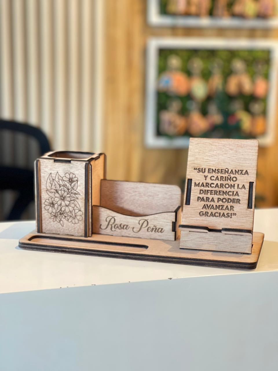 Set de escritorio en madera personalizado