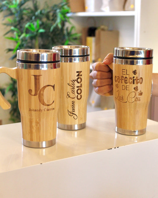 Vaso ovalado de madera con aza personalizado