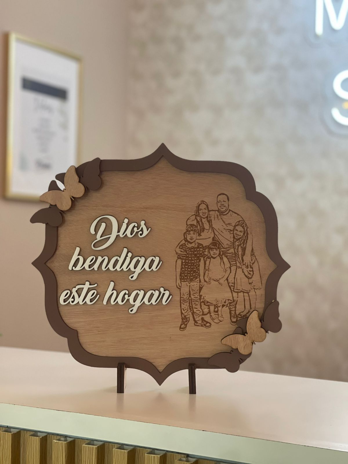 Retrato en madera con frase y foto en madera