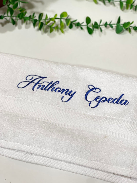 Toalla de mano bordada personalizado