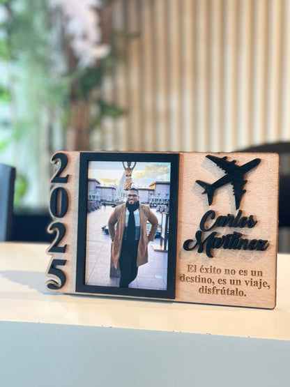 Retrato en madera con foto y mensaje para graduación