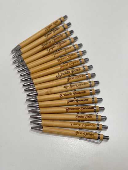 Lapicero sencillo en madera grabado