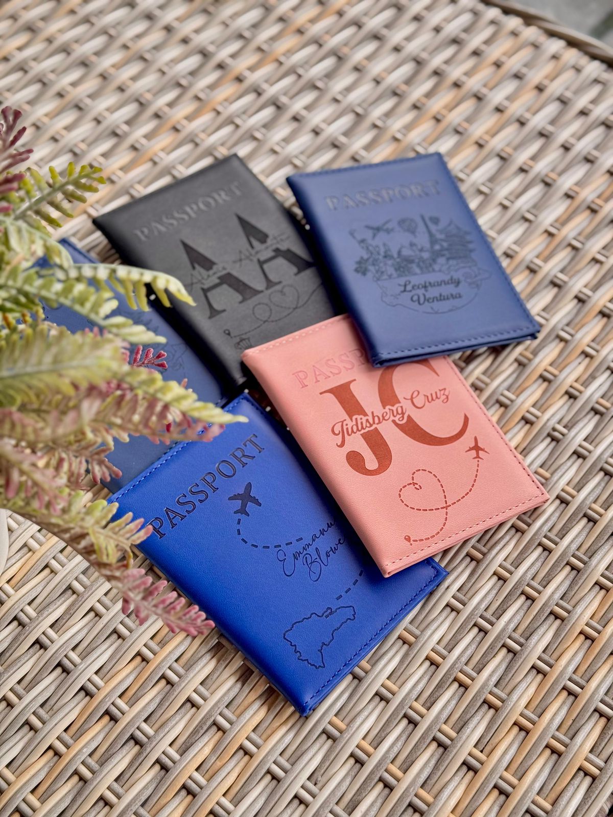 Porta pasaporte sencillo personalizado