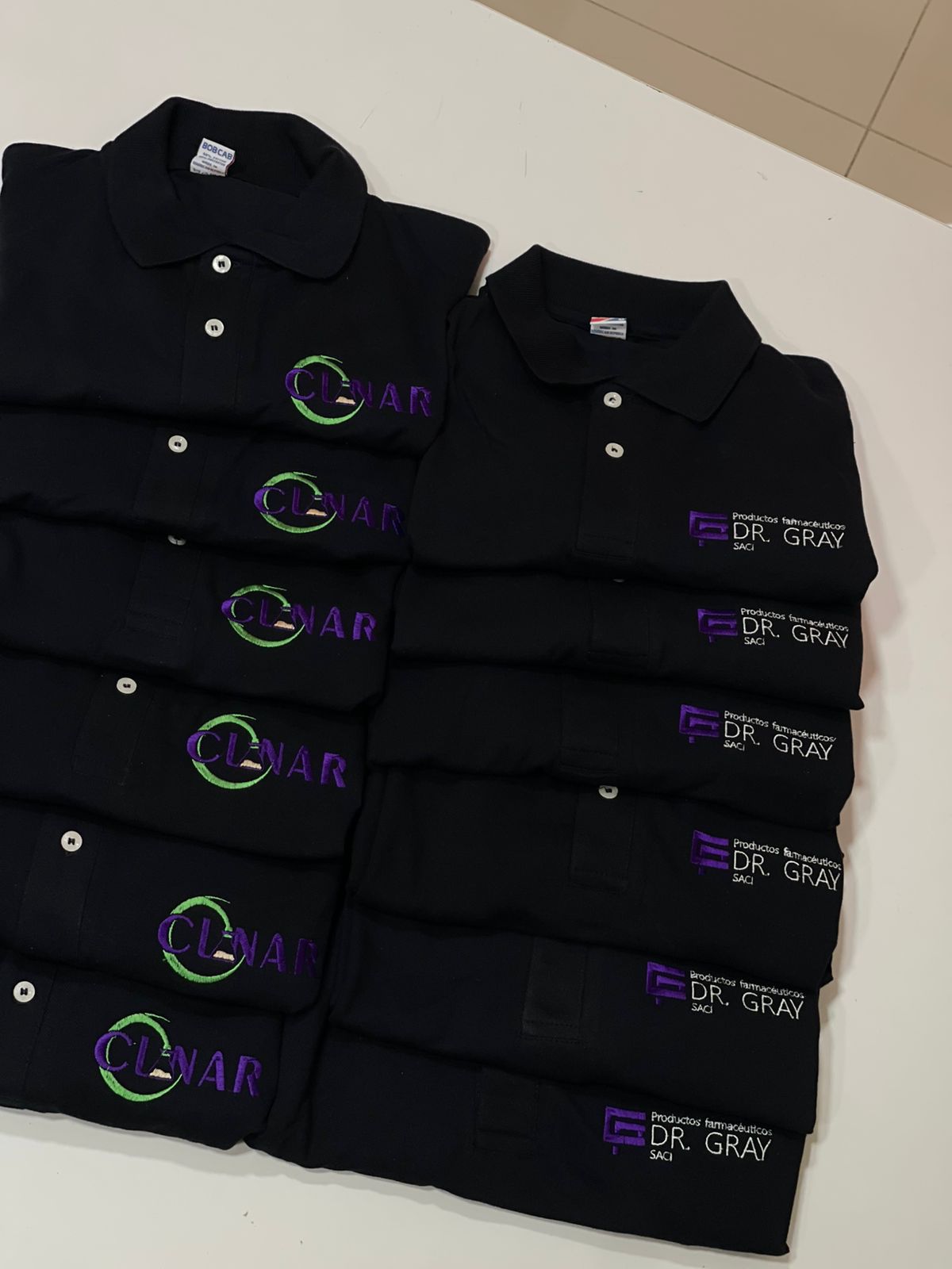 Poloche de cuello bordado