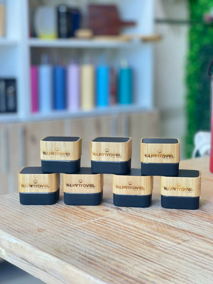 Mini alta voz en madera personalizado grabado