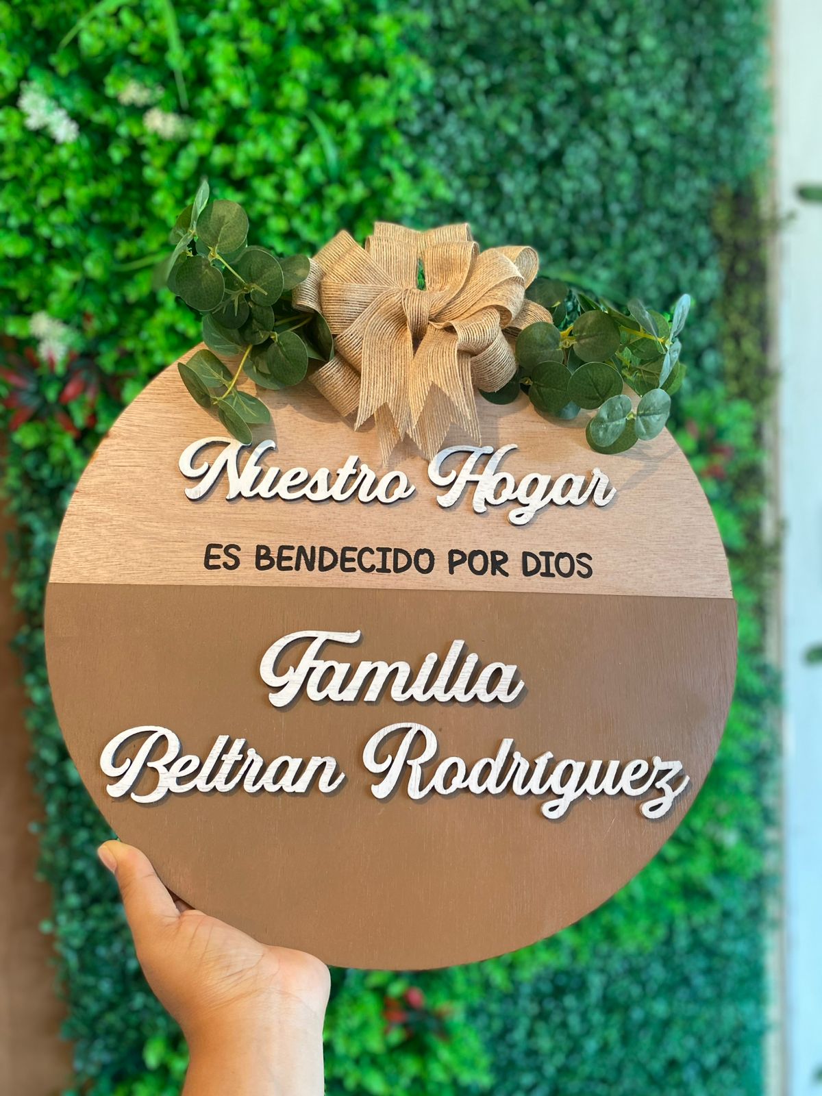 Adornos en madera para puertas de casa personalizado